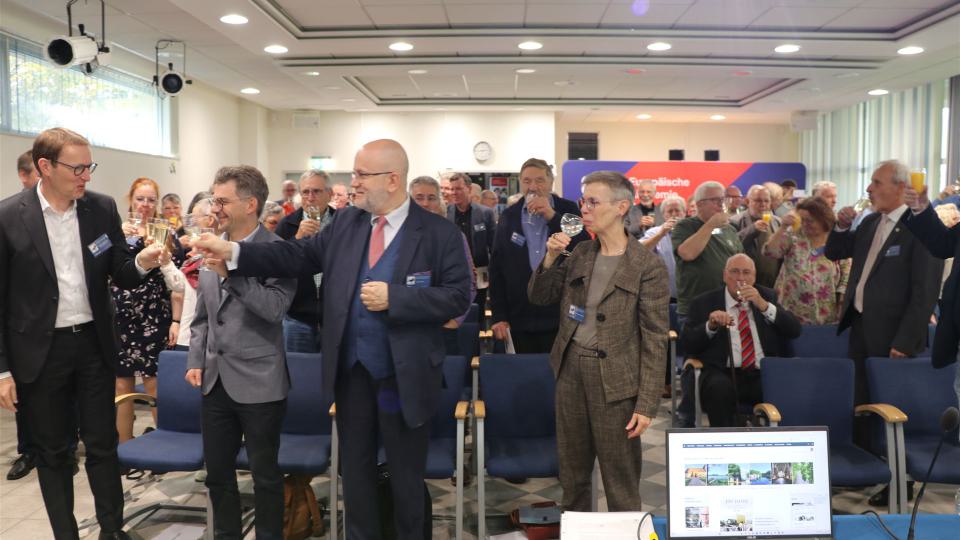 Sekt zur Begrüßung der Festteilnehmer